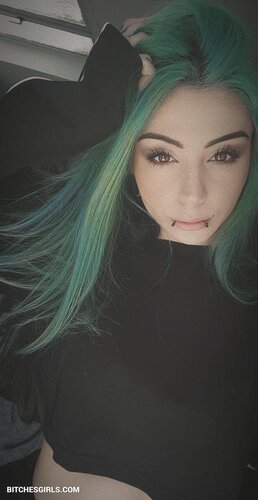 225912629713045095135953721808052071843 thumbnail