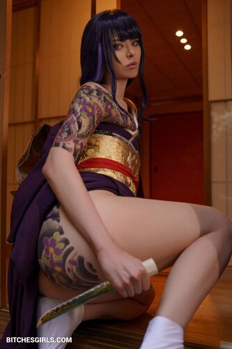 162395340817121877679654940602975350205 thumbnail