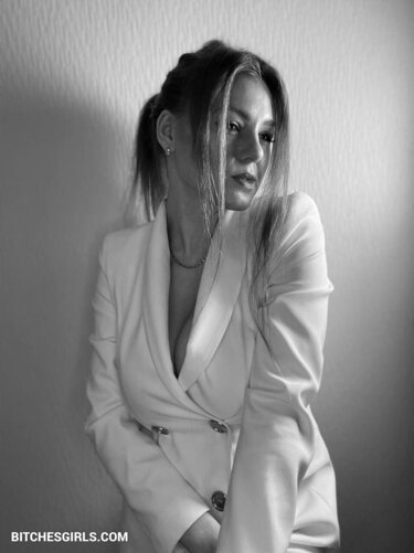 265941769524981141799211610121572358187 thumbnail