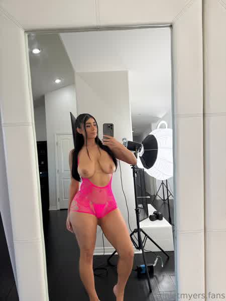 b9b9f51f55413874cf31a5b38f693e673e88ff58c159f89679171b727b4c2366 thumbnail