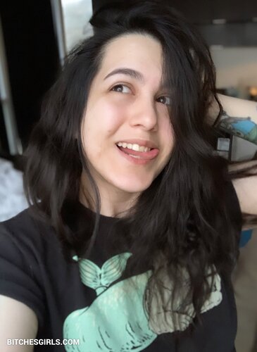 255102733049560792876660319684541209080 thumbnail