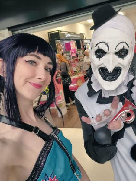 e72565449a3a1aaf7207b7976d1c1ce4ed2d1b5829510591e137db76e3b5a13d thumbnail