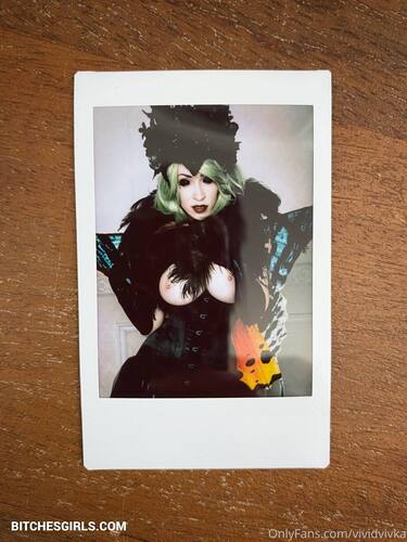 209009727297215689154327378285914623521 thumbnail