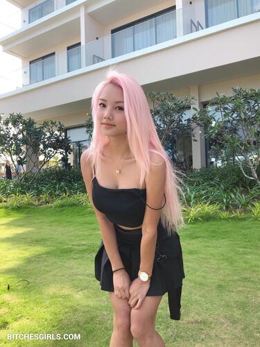 247826720052545606652672552712202683563 thumbnail