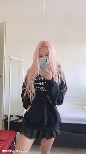 279463212681827013769579132134688494218 thumbnail