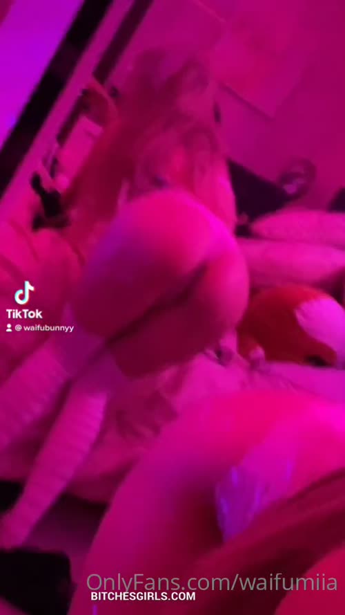 f9009d213eb1864c2f01c5bb447f8fab055a25fdc556f83e9c0de73cd4219108 thumbnail