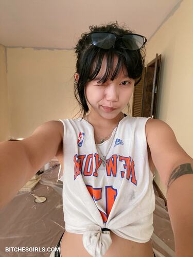 138646216995462449812802812446318736115 thumbnail