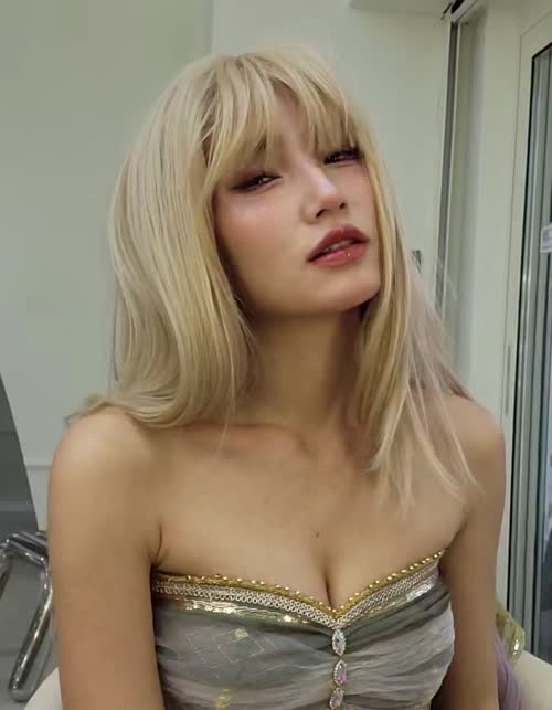 290453252318024904646016330704232939225 thumbnail