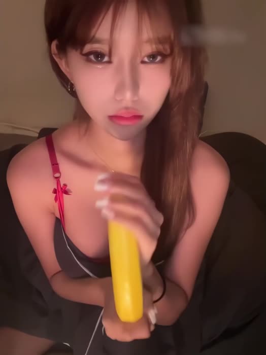 adfc4d223264a937d11a67752ded860555df70210c037180ee55cb256429f39f thumbnail