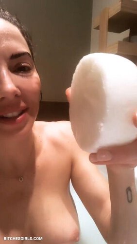 68119882876666058139094293587199390575 thumbnail