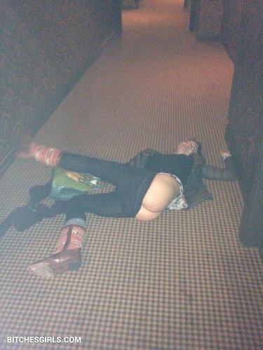 79412363824695829689590540363125074548 thumbnail