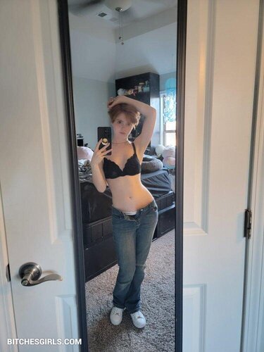 321085204116252362556415833298252188424 thumbnail