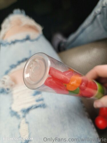 42164705708927108640149801616147428905 thumbnail