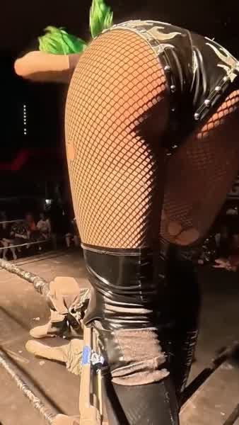 8ffee1562ae597daee183fcdd208b88fe33ebeb40c7340e0b4ad5dbfe267f672 thumbnail