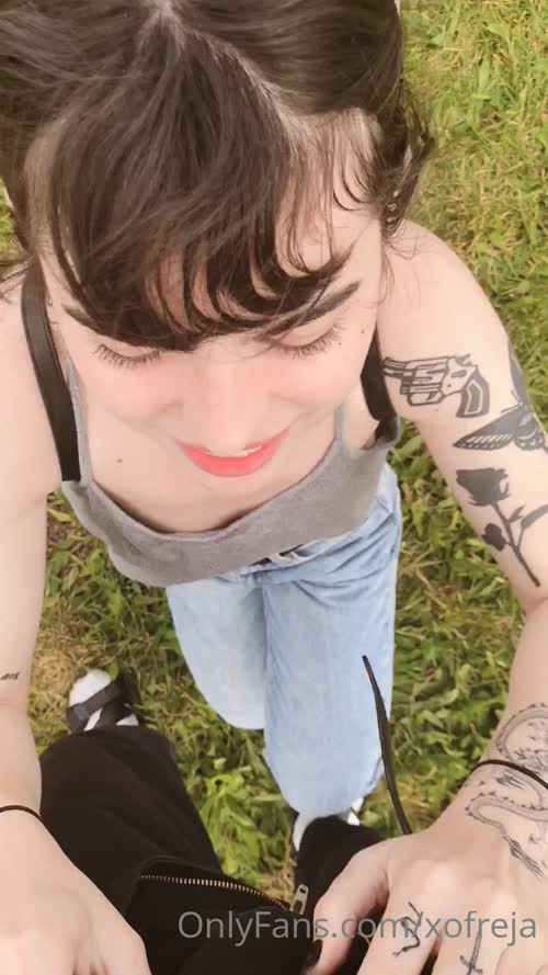 237734100843709770111590641562139518214 thumbnail