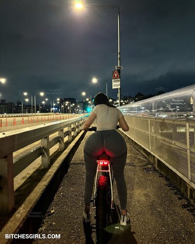 45124516345324264045754634001877771835 thumbnail