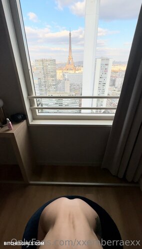 14976451730647645962651094179771209952 thumbnail