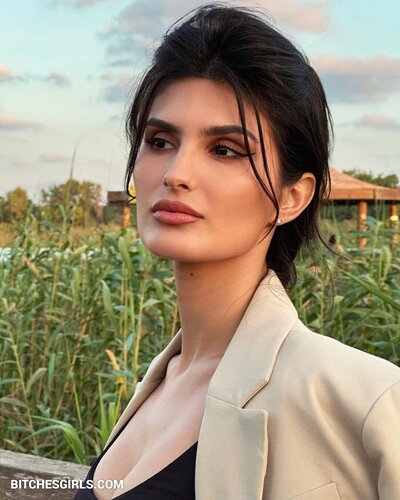 281148459997386956906516368648417479830 thumbnail