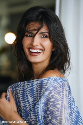 275571794785913100181033964005162268109 thumbnail