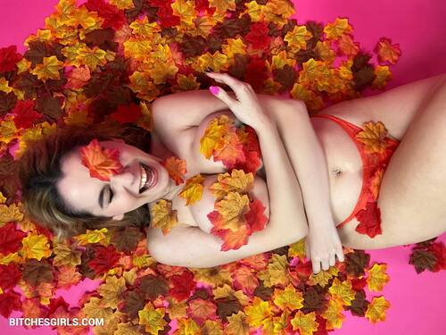 19292103195443355137802956436771962695 thumbnail