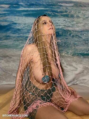 215928912843191043356667597162850884834 thumbnail