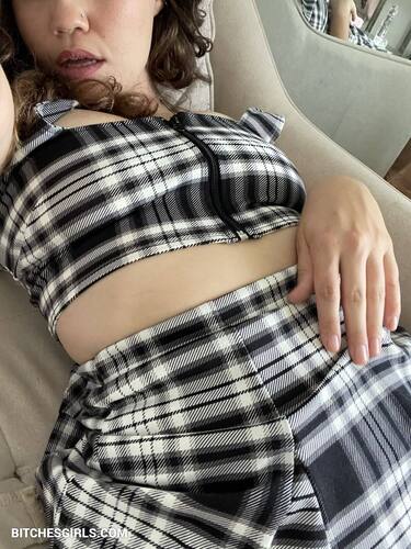 26001076795535393030096393555280210884 thumbnail