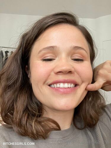 309636978692763290381293884552735274810 thumbnail