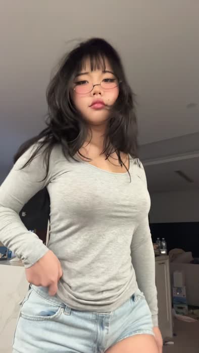 4bbacd56f07197407c13347da8b41702e68886e7af65b63badec345c7d5f46d3 thumbnail