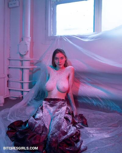 118313832046618699936783545014405256118 thumbnail