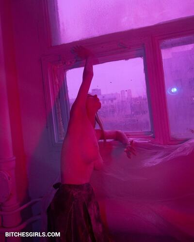 205269286038353002386307537396618212128 thumbnail