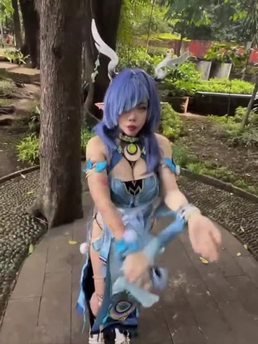 32d29de5e92a922e967af0287c5f5b3b2cbb2b37f2ba4694810a0d16c2502fde thumbnail