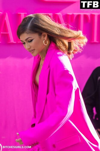 246857163769894130934680116474412710632 thumbnail