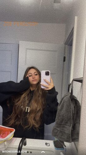 220670301584158015645831794266941989442 thumbnail