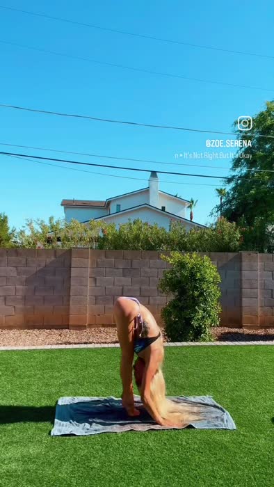 4b5689b140c4ad83607c6bf2af597632b7cfe83d4561cad367da4128a91971b4 thumbnail