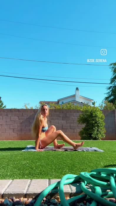 d2a2874f1b9621a0f84ef0e73aa217fe67d5b4efd1b1b3027718165237990994 thumbnail