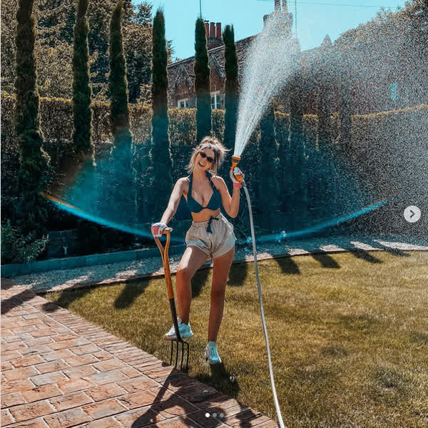 cc5de16e0c53f36e898789e6c7451aafe990fa10bc13b911c4fa3ad8d2c0c4d9 thumbnail